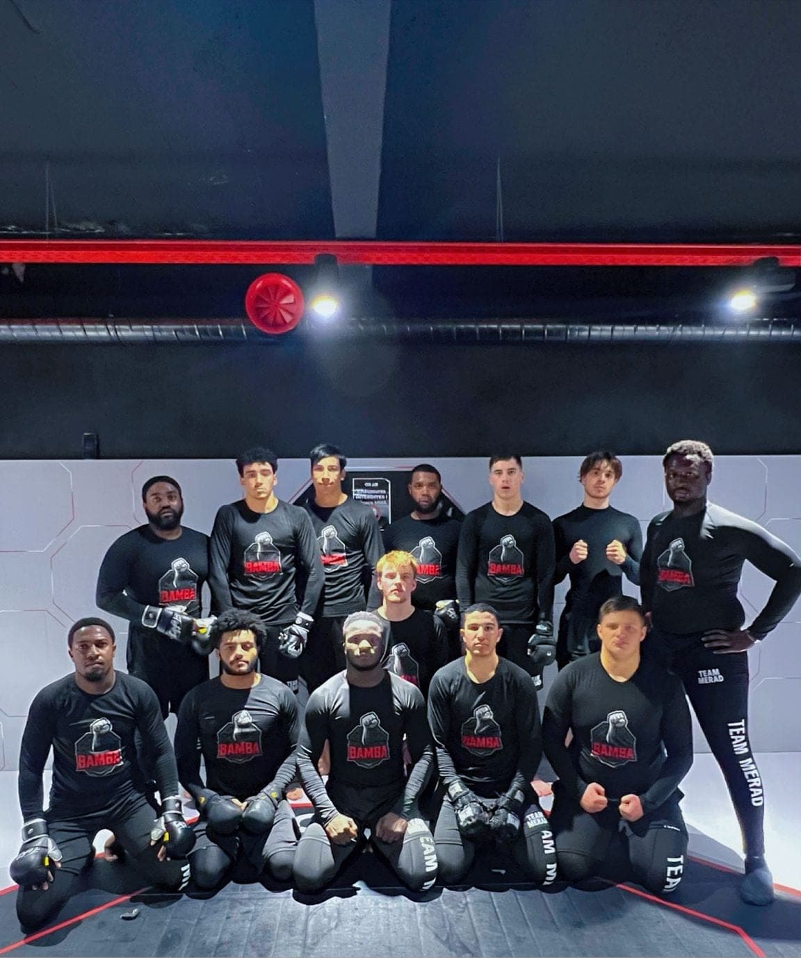 La team BAMBA Fight Club en tenue officielle